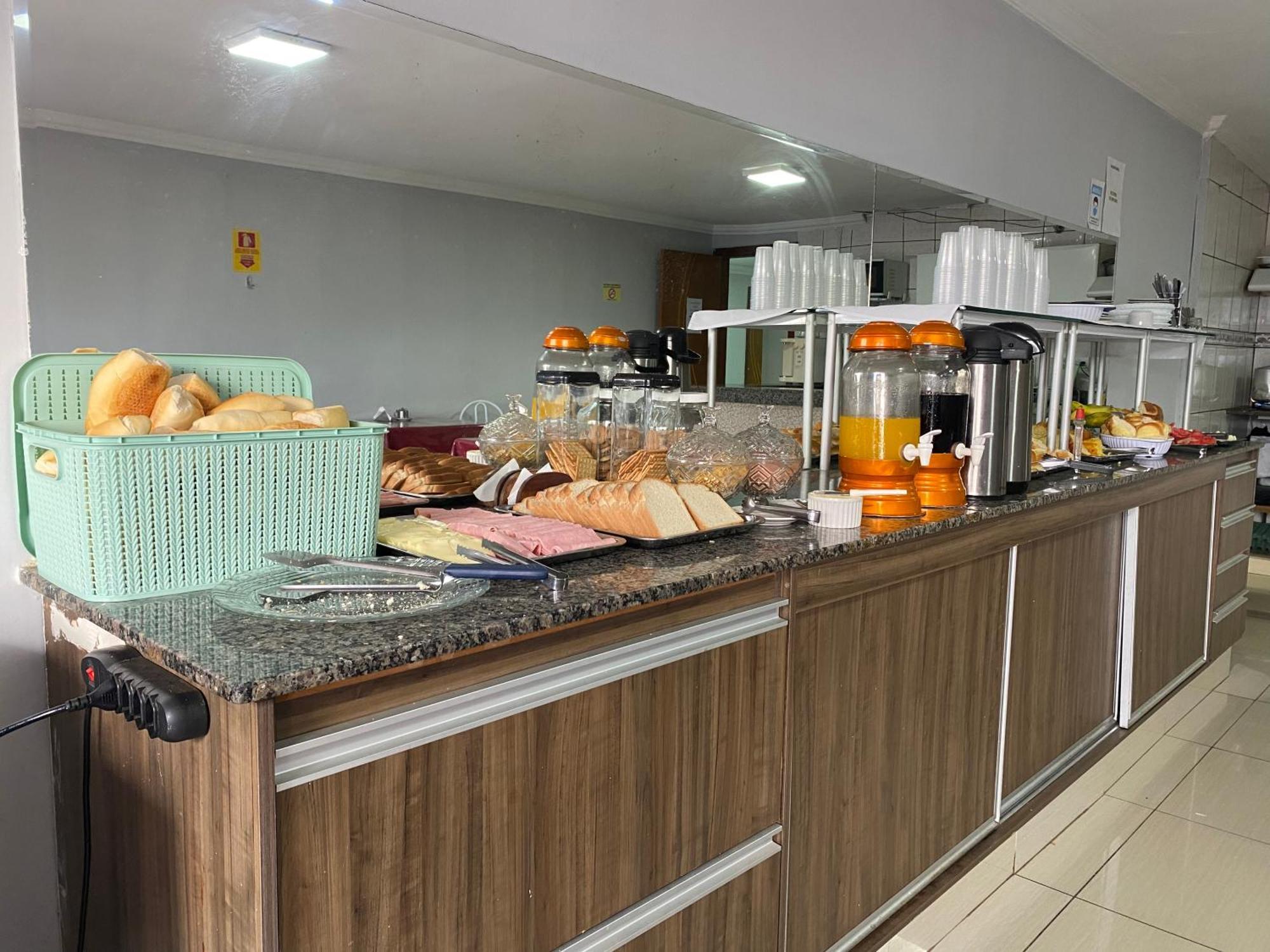 Hotel Nasser Aeroporto *
